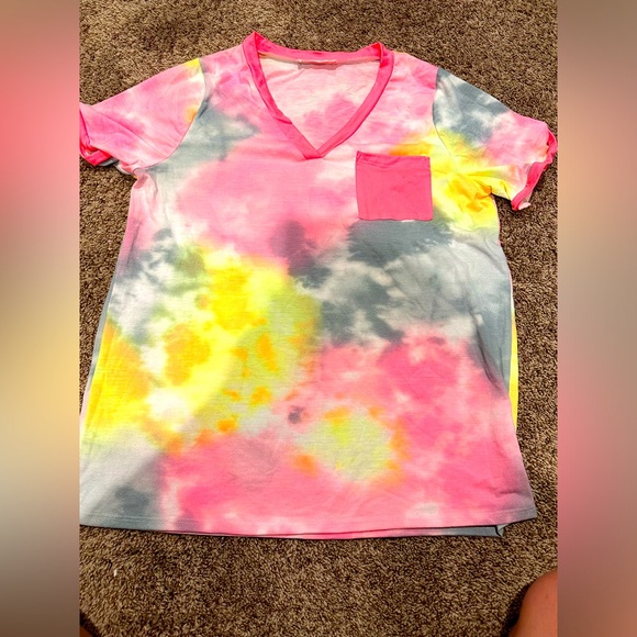 Fls + apparel nwot! Size Medium - Picture 1 of 3